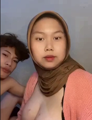 Hijab Tobrut Sangean Ajak Adek Sendiri Ngewe
